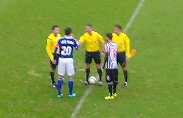 Varzim somou  a quarta derrota caseira (0-2)