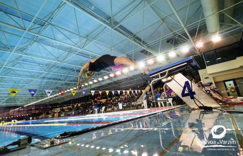 FC Porto vence Meeting de Natação