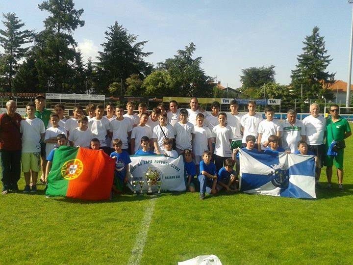 Leões da Lapa vence torneio em França Leões da Lapa vence torneio em França