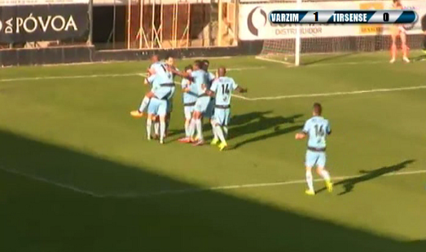 Varzim vence e convence no primeiro jogo de 2015