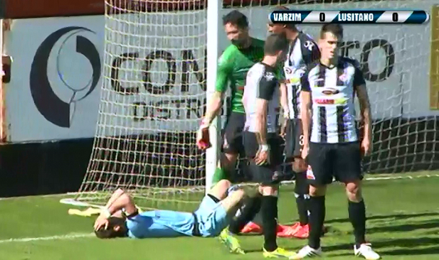 Varzim empata a zero com festival de golos perdidos