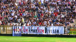Estádio: Varzim 1 Famalicão 2