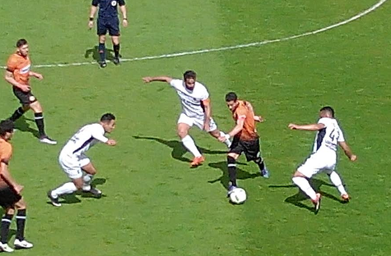 Varzim empata (2-2) com Farense e mantém 7º lugar