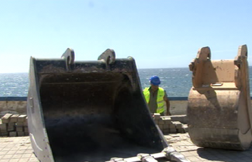 Aguçadoura: reconstrução do muro da Marginal