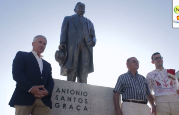 Monumento a Santos Graça