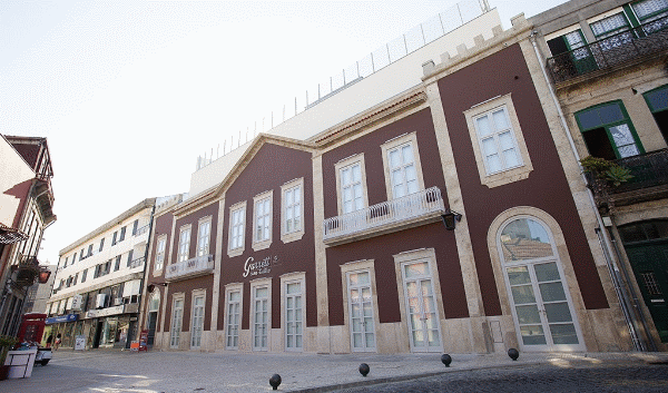 Póvoa: Assembleia Municipal no Garrett