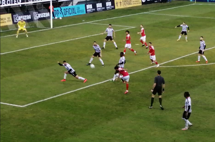 Varzim: empate na estreia de Vitoriano Ramos