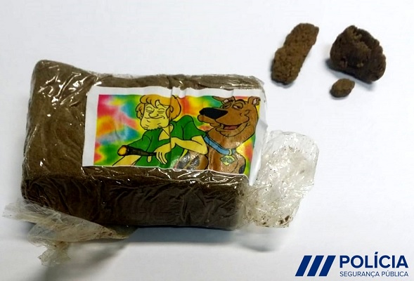 Detido na Av. do Mar com 171 doses de haxixe