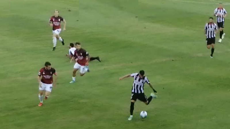 Varzim soma primeira vitória (3-1) numa exibição convincente