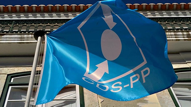 Direção do CDS/Vila do Conde renuncia aos cargos após partido vender sede local Direção do CDS/Vila do Conde renuncia aos cargos após partido vender sede local