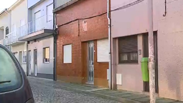 Avô esfaqueou o neto em defesa da filha nas Caxinas