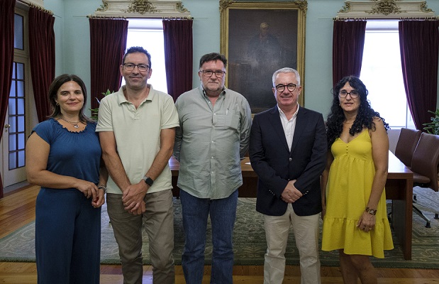 Póvoa de Varzim distinguiu funcionários com 25 anos de serviço público