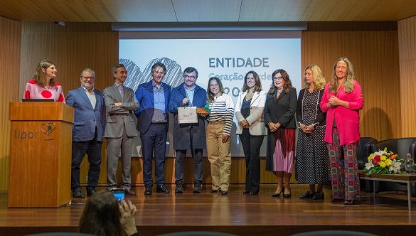 Escola de Beiriz recebe certificado Coração Verde da LIPOR