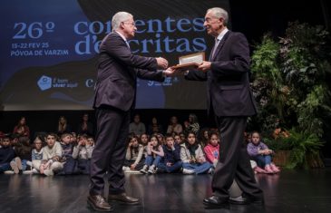 Presidente Marcelo condecorou “Correntes”